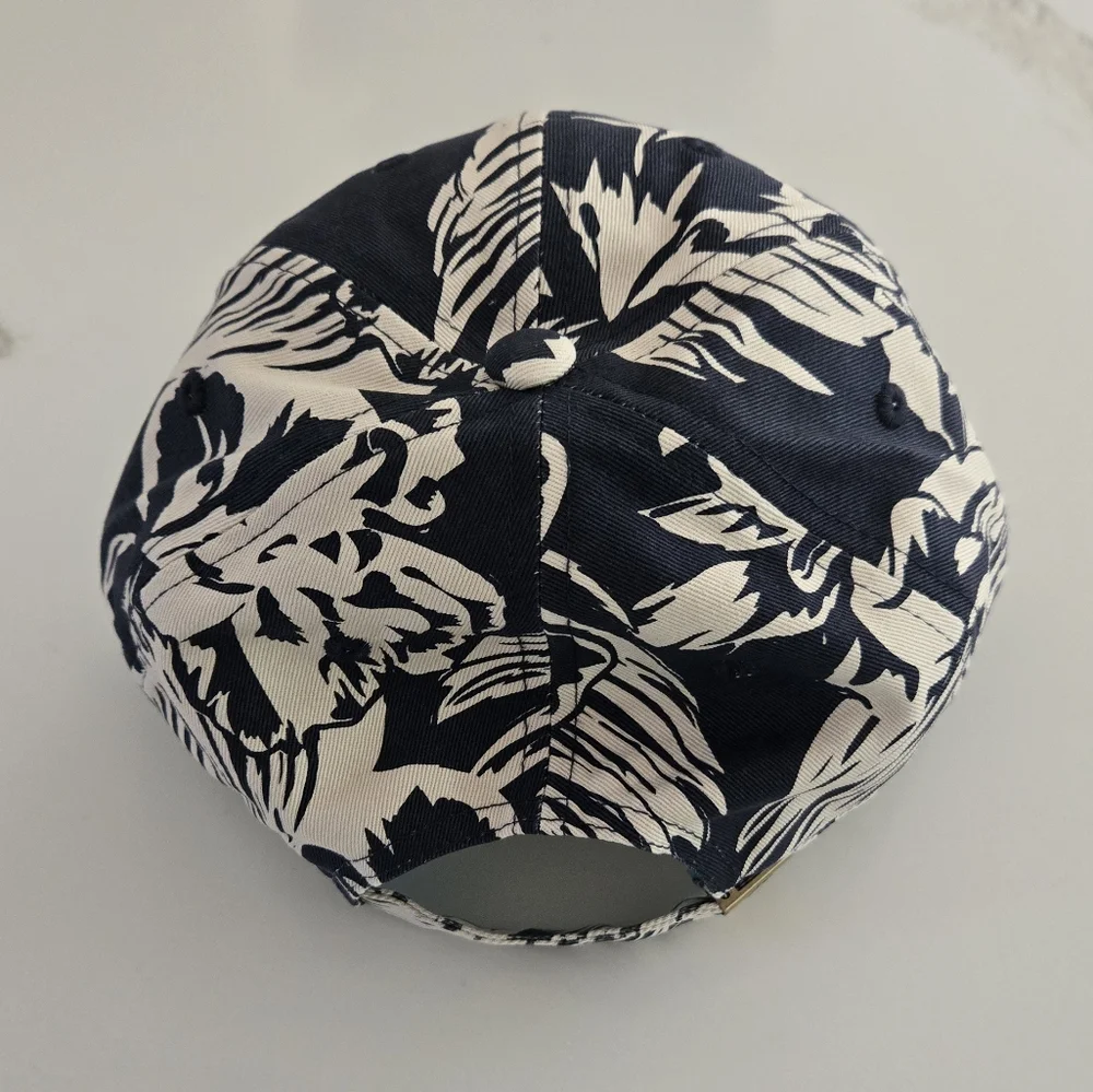 NWOT Chubbies Hat - Picture 6 of 7